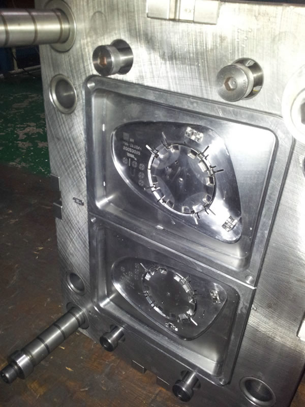 Plasticmould
